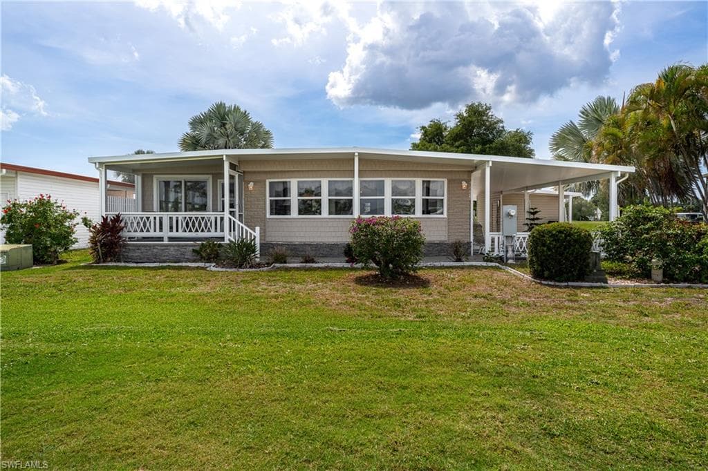 237 Palmer BLVD-38