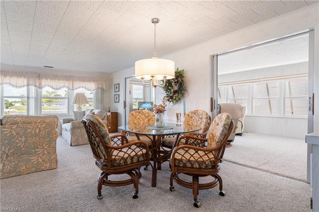 237 Palmer BLVD-20