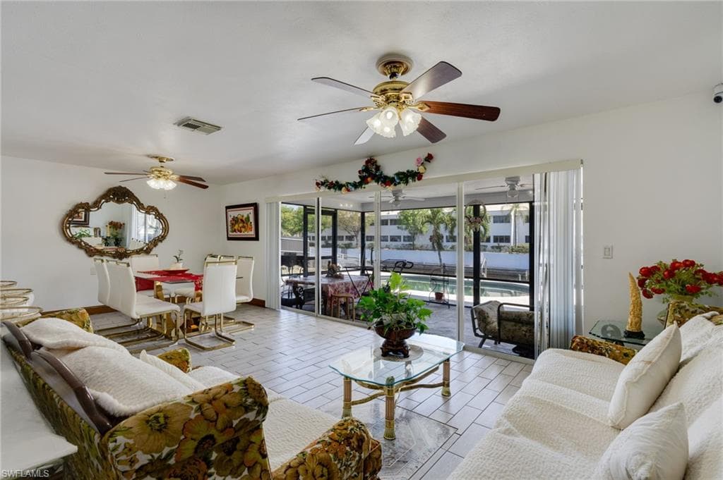 1522 Shelby PKWY-1