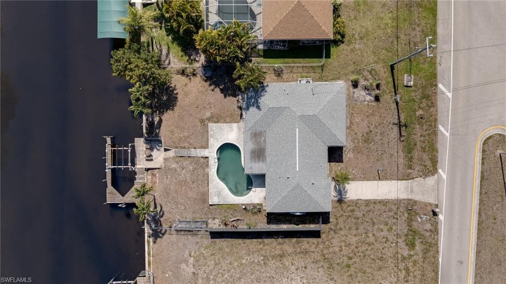 1522 Shelby PKWY-19