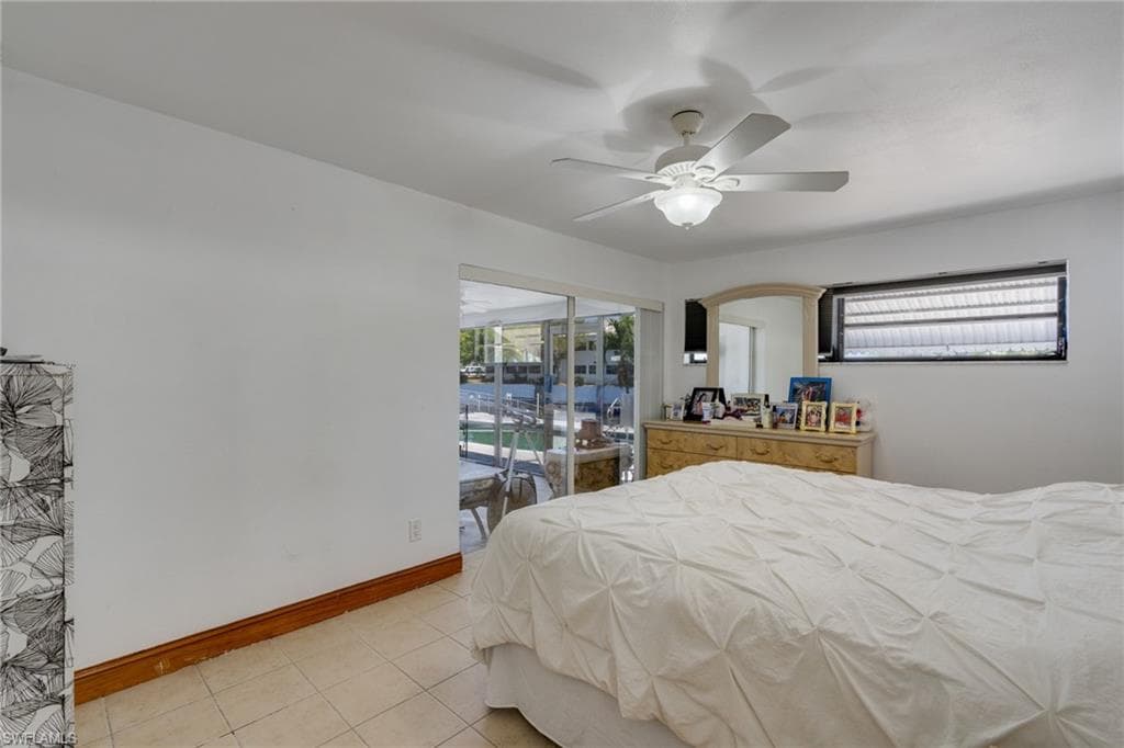 1522 Shelby PKWY-13