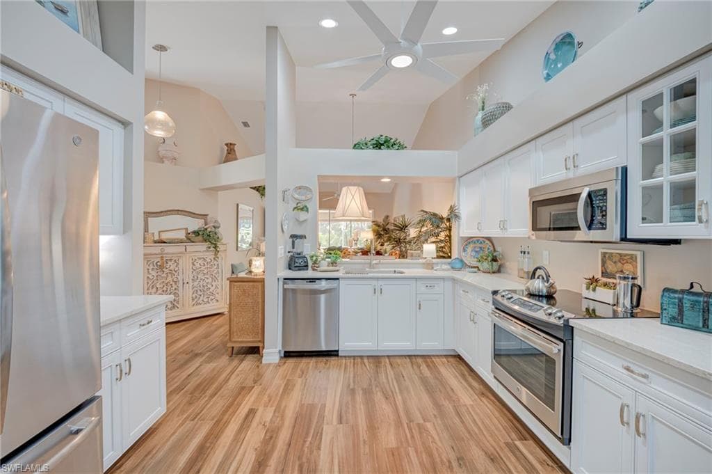 5754 Greenwood CIR 59-9