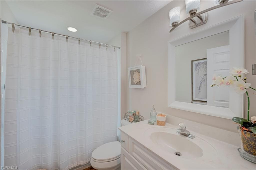 5754 Greenwood CIR 59-28