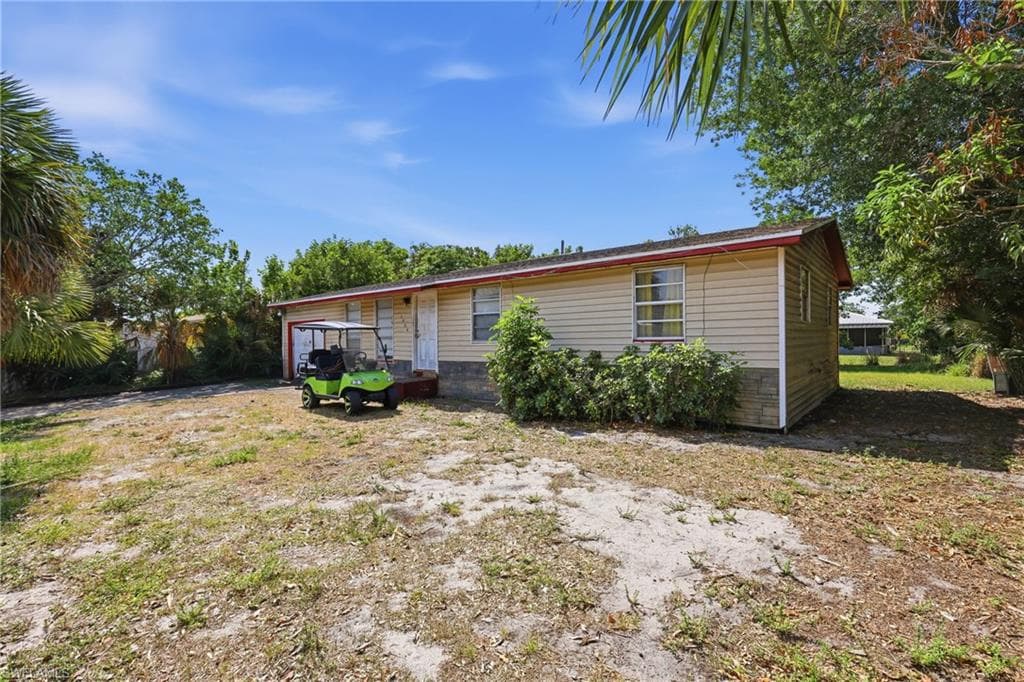 1004 Kentucky AVE-1