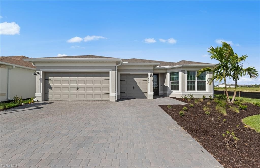 44589 Emerald ST-1