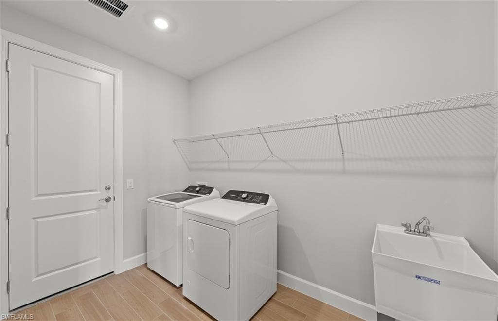 44589 Emerald ST-10