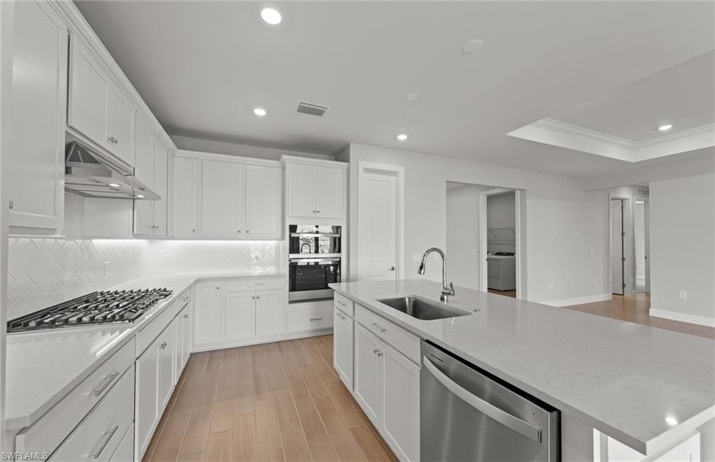 44589 Emerald ST-14