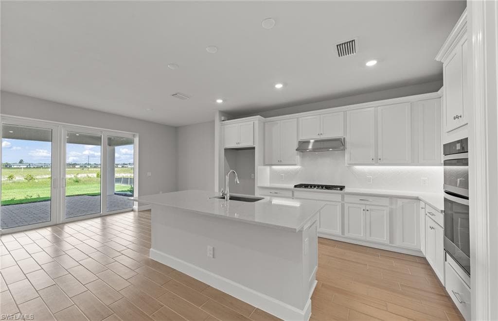 44589 Emerald ST-15