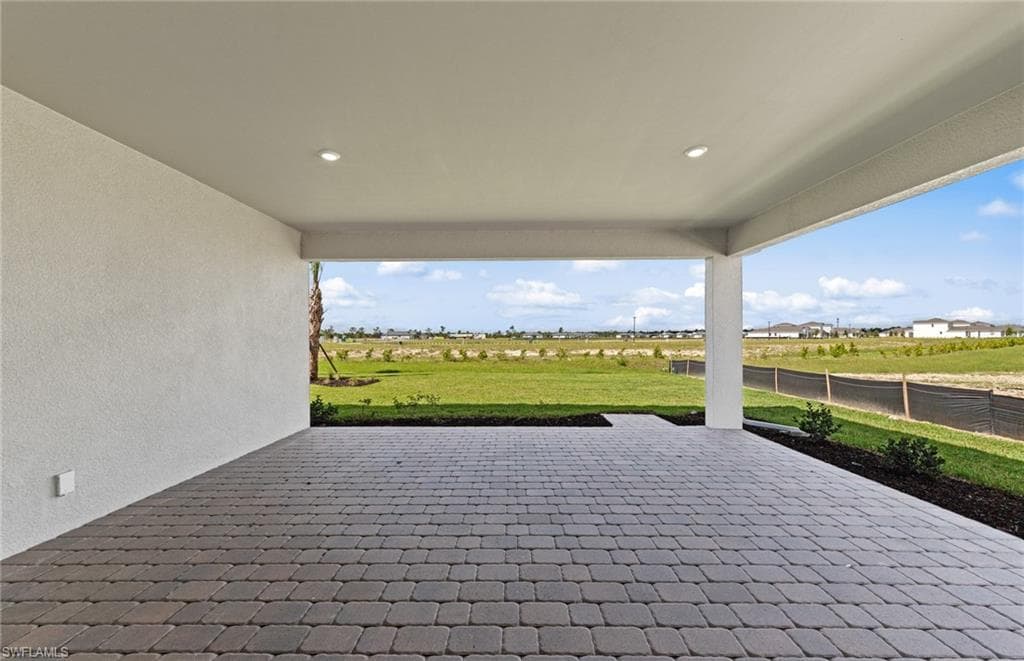 44589 Emerald ST-29
