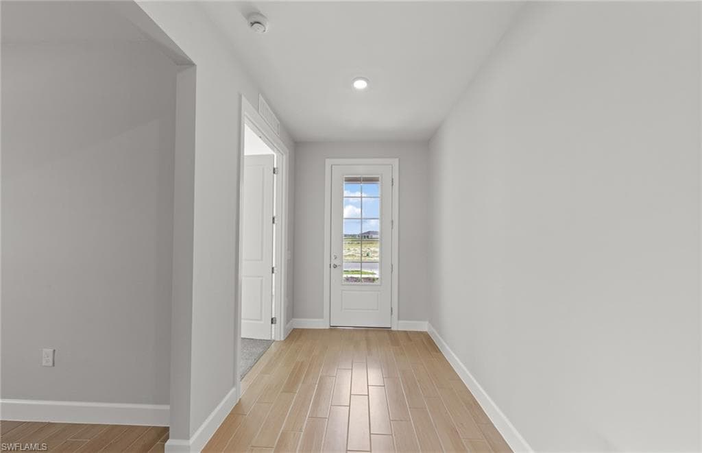 44589 Emerald ST-8