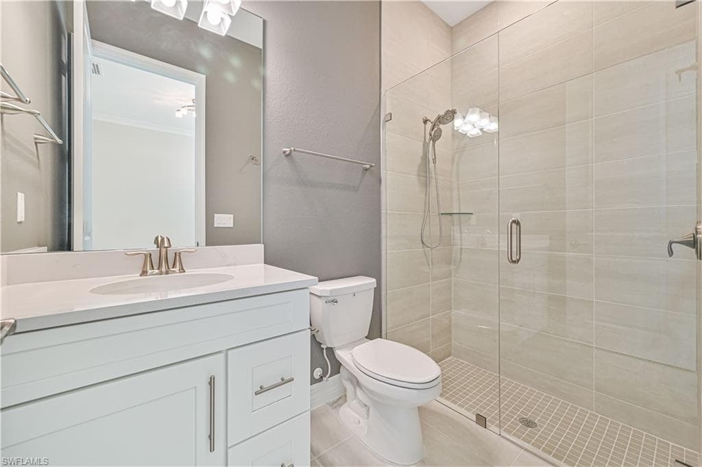 13699 Blue Bay CIR-25