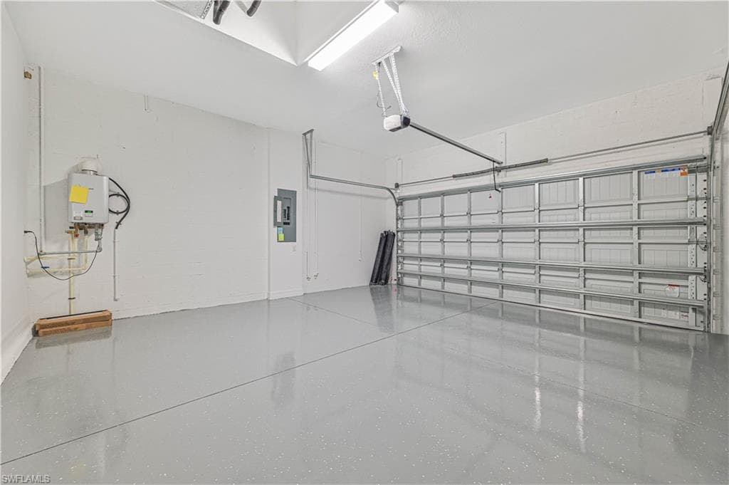 13699 Blue Bay CIR-27