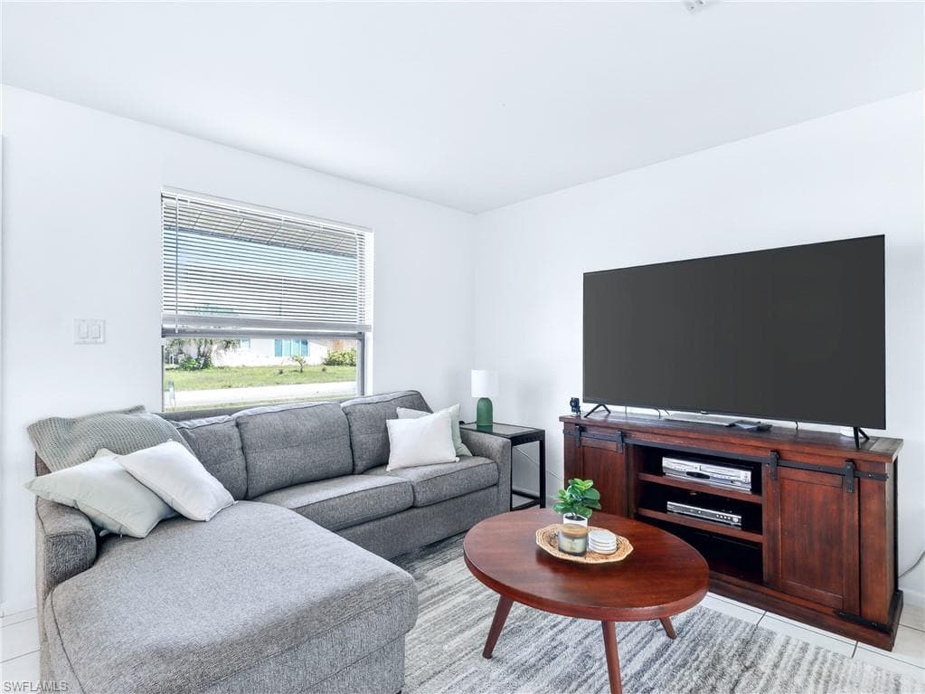 258 Reading ST NW-3