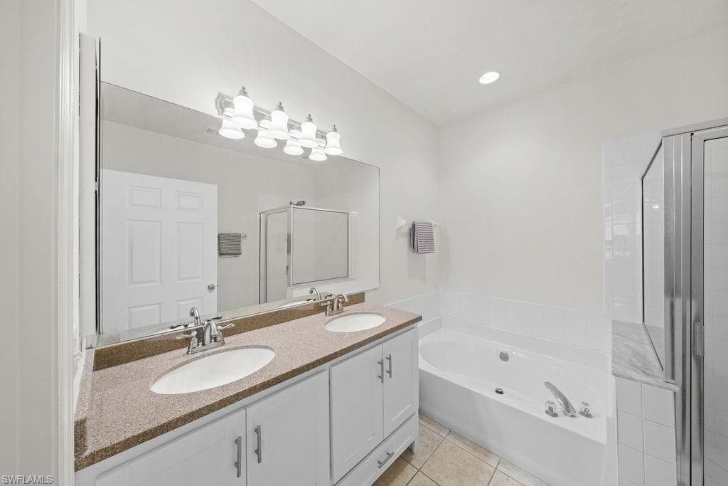 23039 Lone Oak DR-31