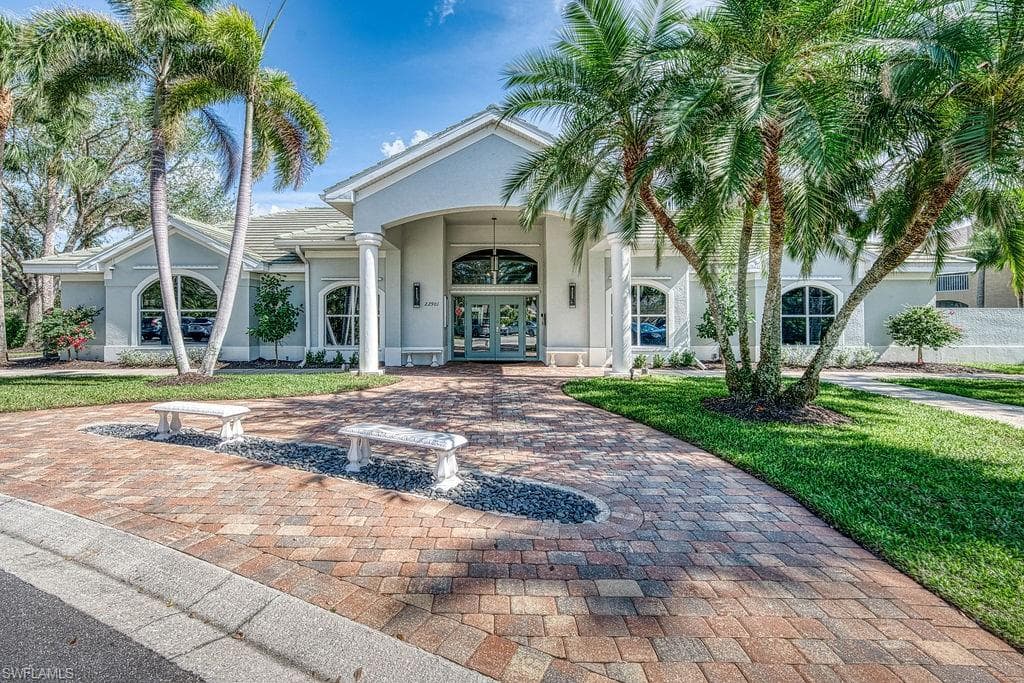 23039 Lone Oak DR-44