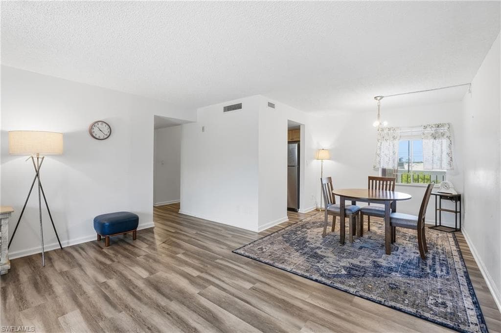 2366 E Mall DR 403-8