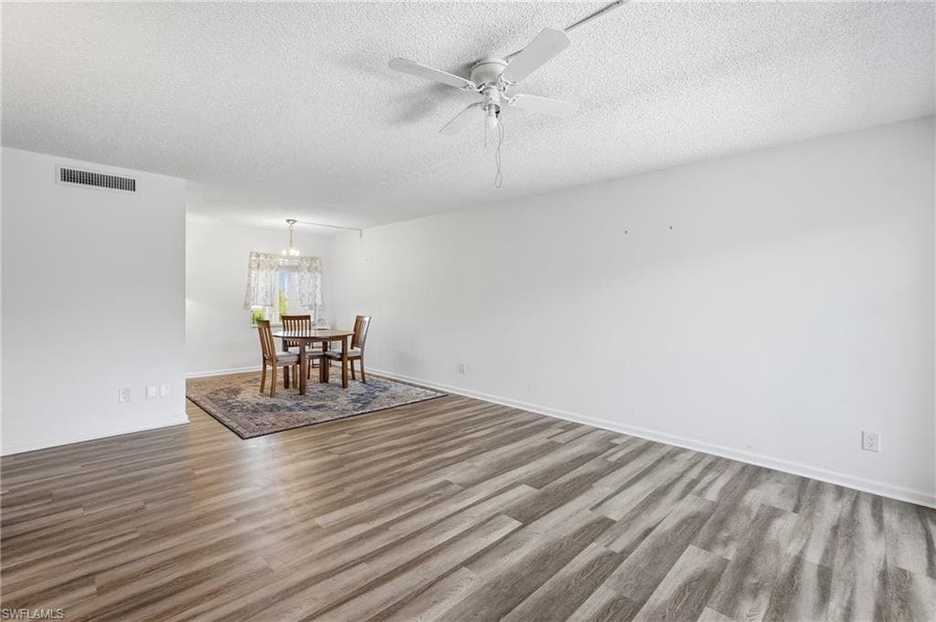 2366 E Mall DR 403-7
