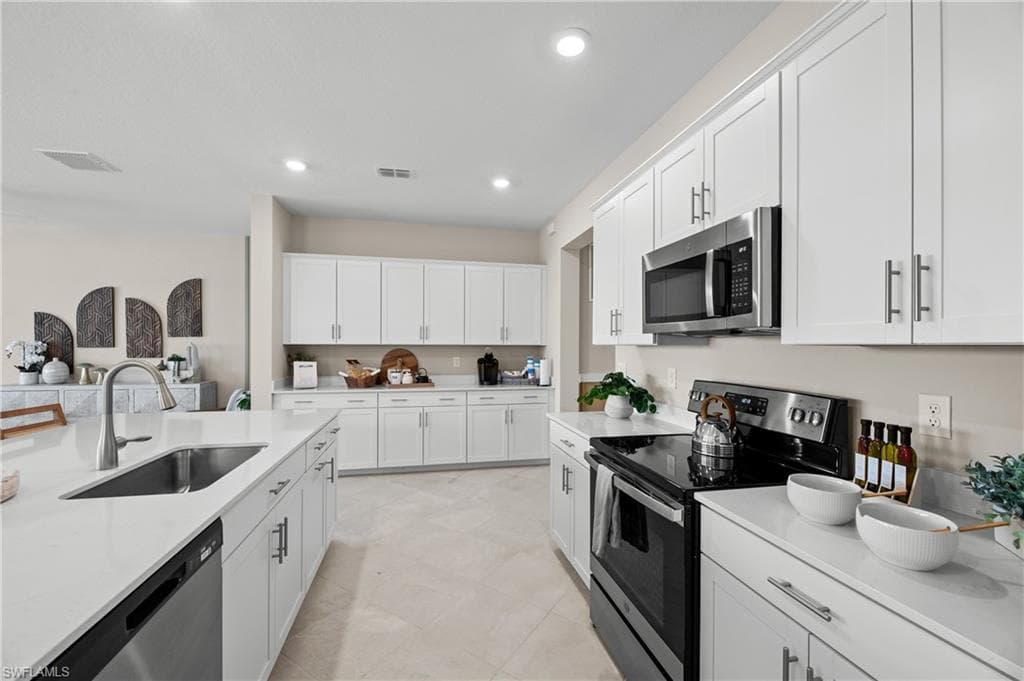 20357 Copperhead DR-10