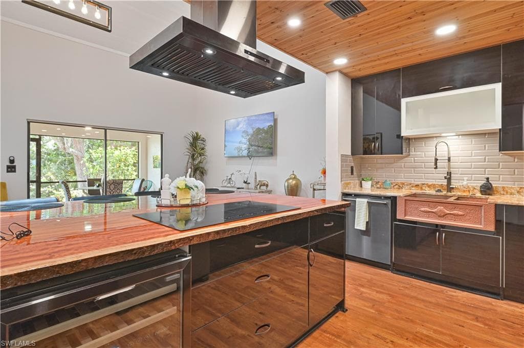 15080 Riverbend BLVD 802-15