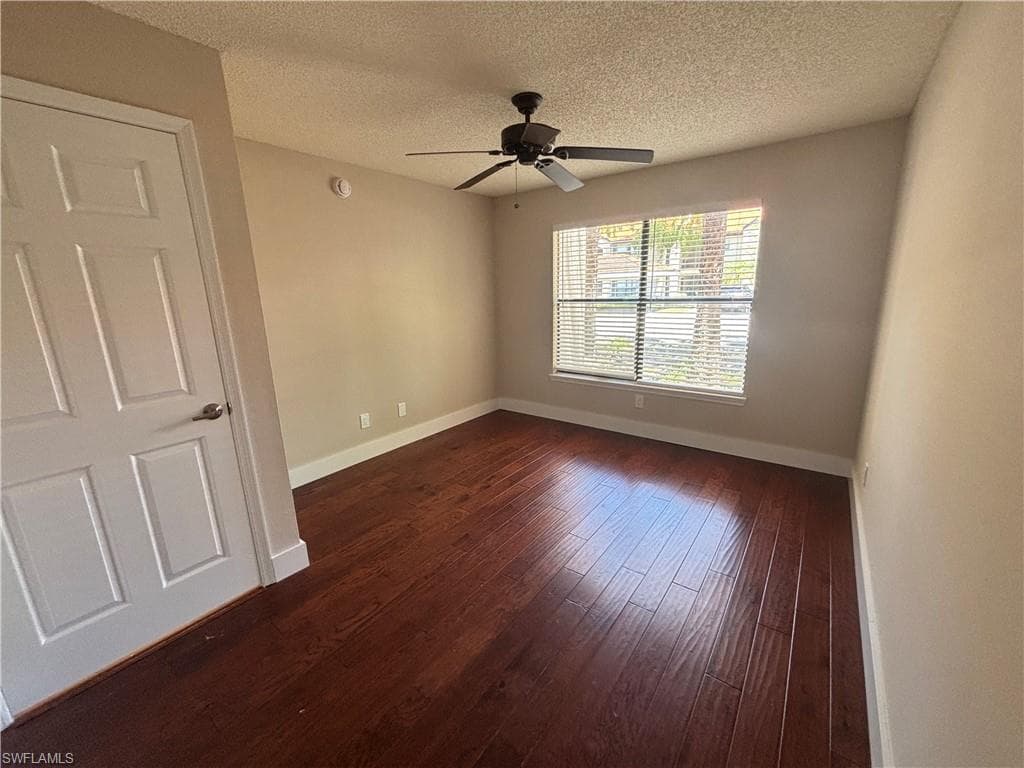 2094 Arbour Walk CIR 3015-11