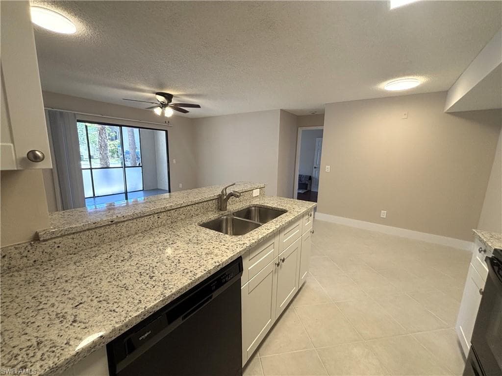 2094 Arbour Walk CIR 3015-6