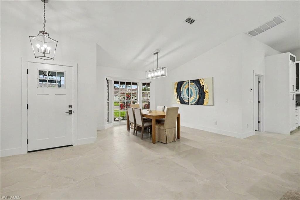 4618 Ashton CT-35