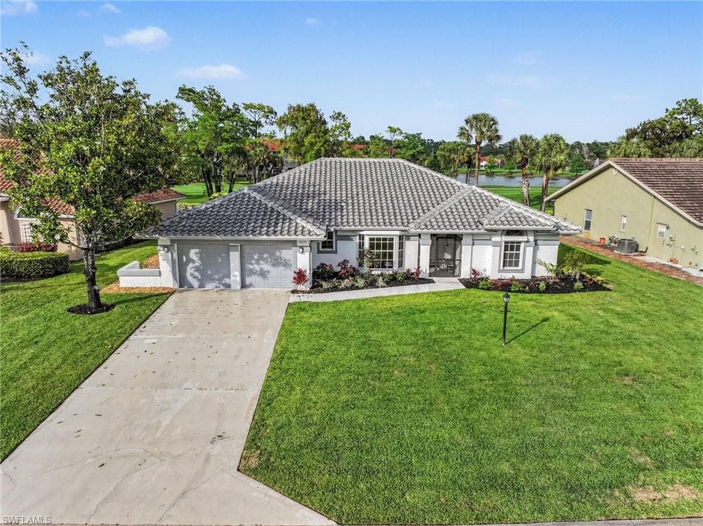 4618 Ashton CT-36