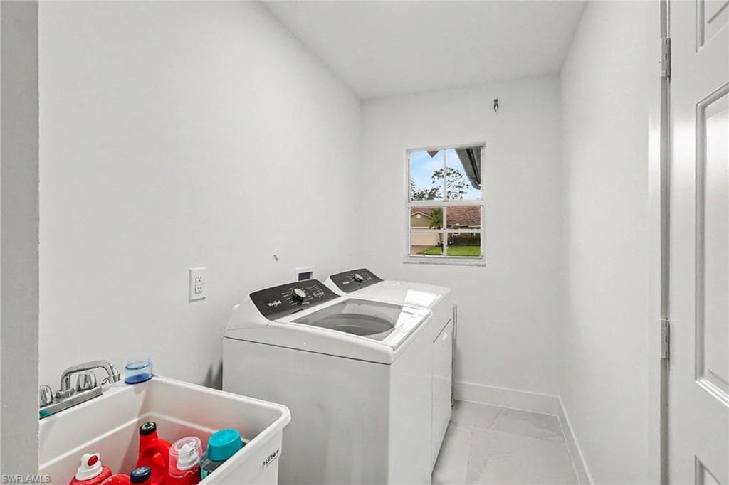4618 Ashton CT-14