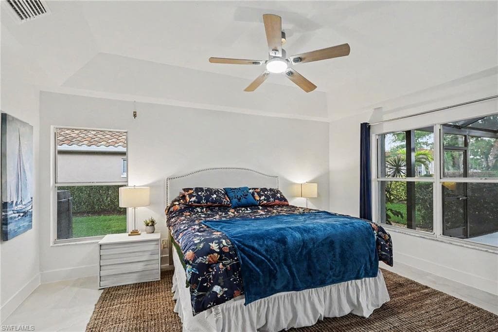 4618 Ashton CT-24