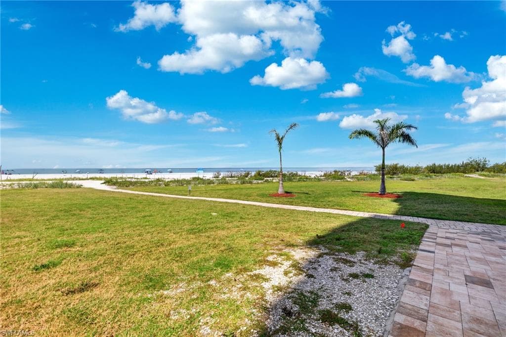 7330 Estero BLVD 1108-33