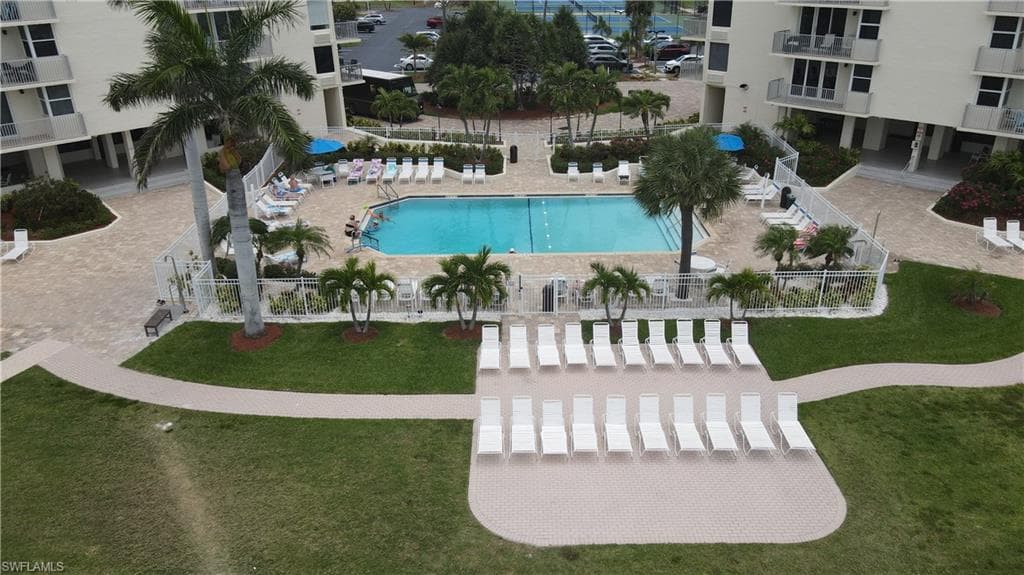 7330 Estero BLVD 1108-24