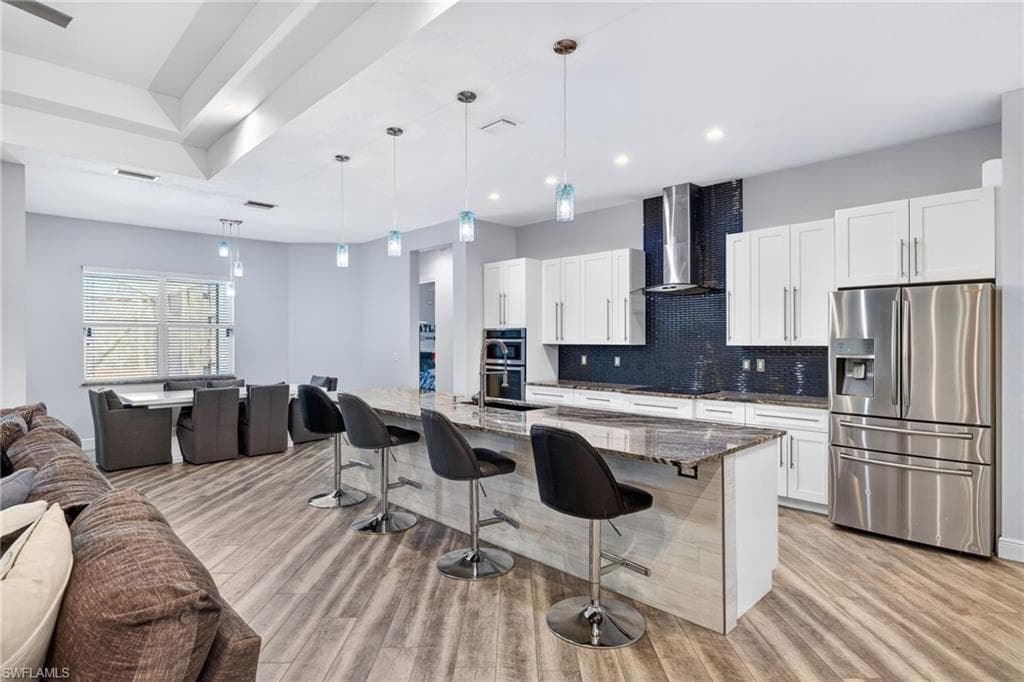 24000 Claire ST-11