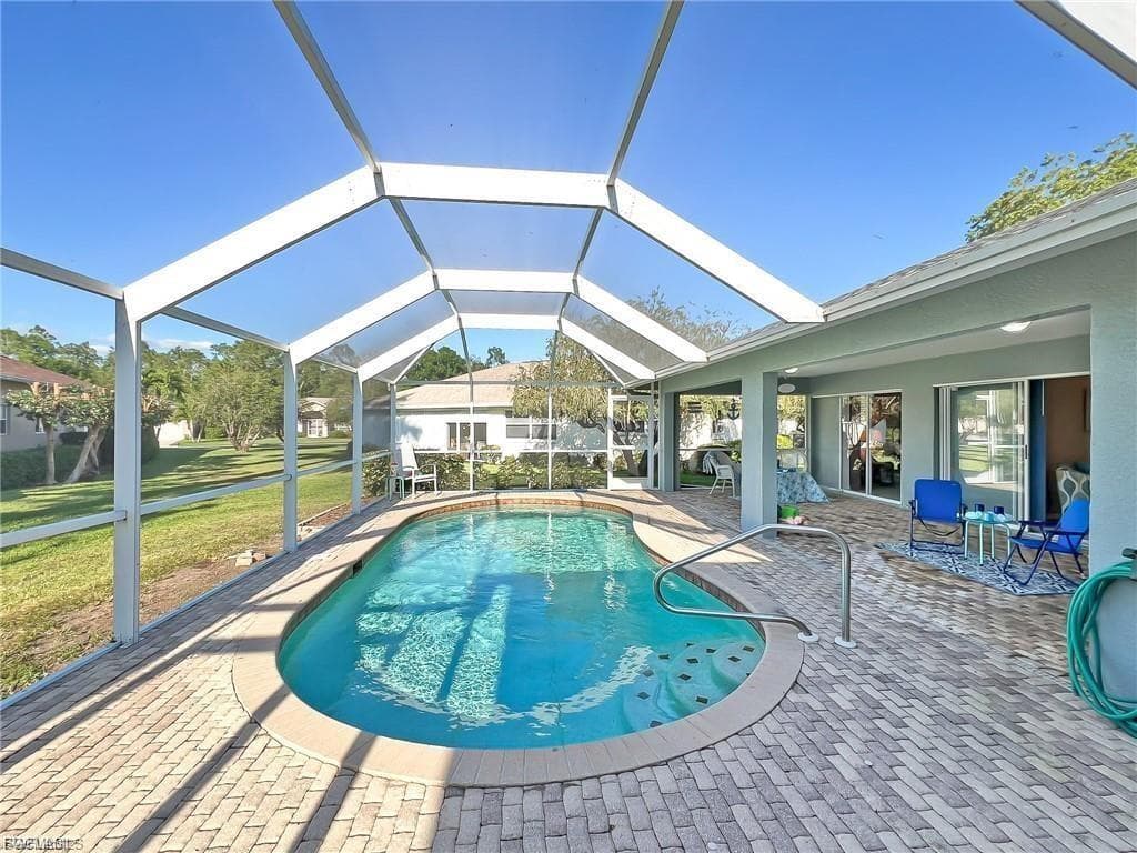 7631 Woodland Bend CIR-26