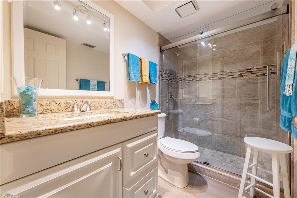 15350 Moonraker CT 305-22