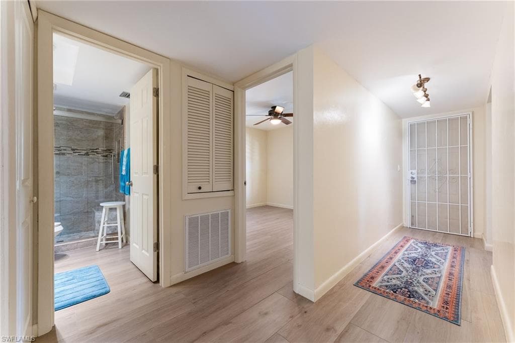 15350 Moonraker CT 305-4