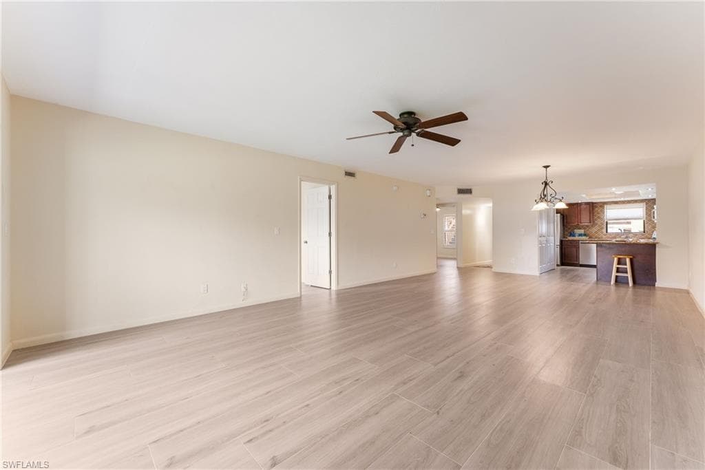 15350 Moonraker CT 305-14