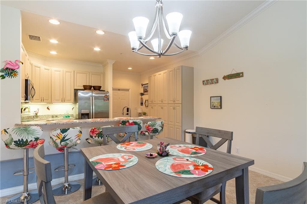 1102 Winding Pines CIR 206-15