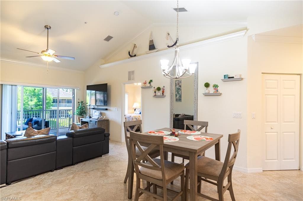 1102 Winding Pines CIR 206-14