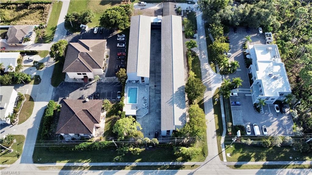 826 Wiggins Pass RD 201-13