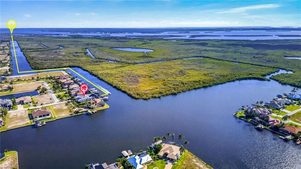 872 W Cape Estates CIR-8