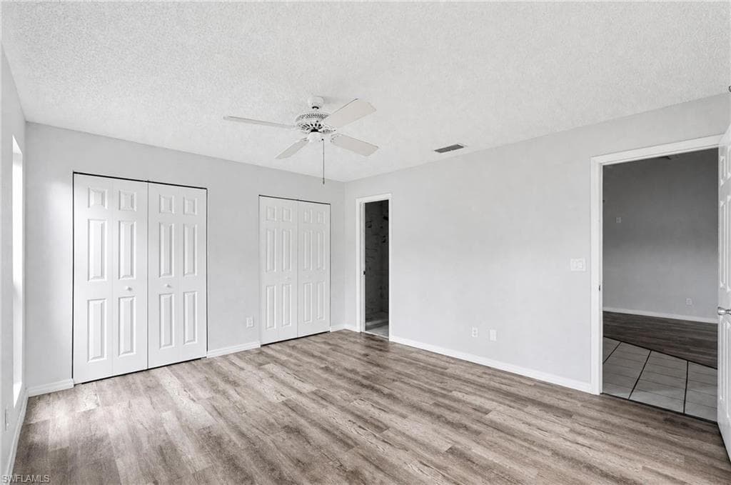 5563 Foxlake DR-10