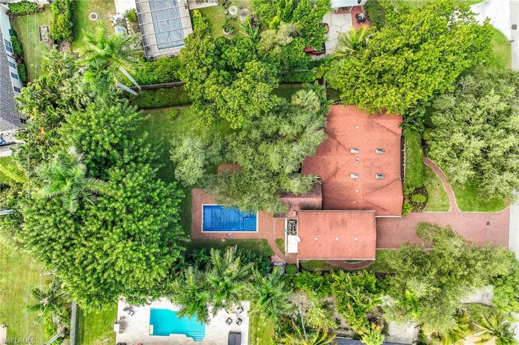 1250 Florida AVE-33