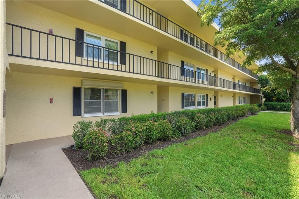 1085 Forest Lakes DR 8102-26