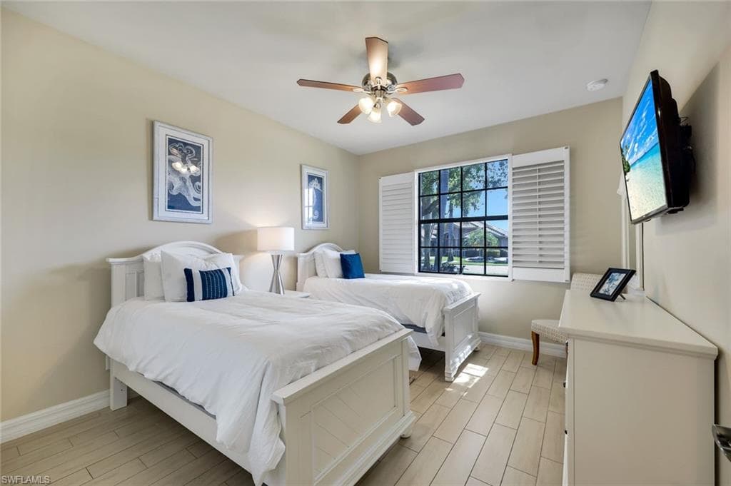 1243 Briarwood CT-13