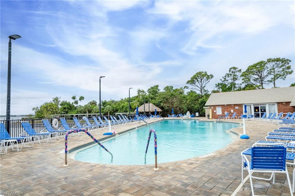 5502 Ben Franklin LN-26