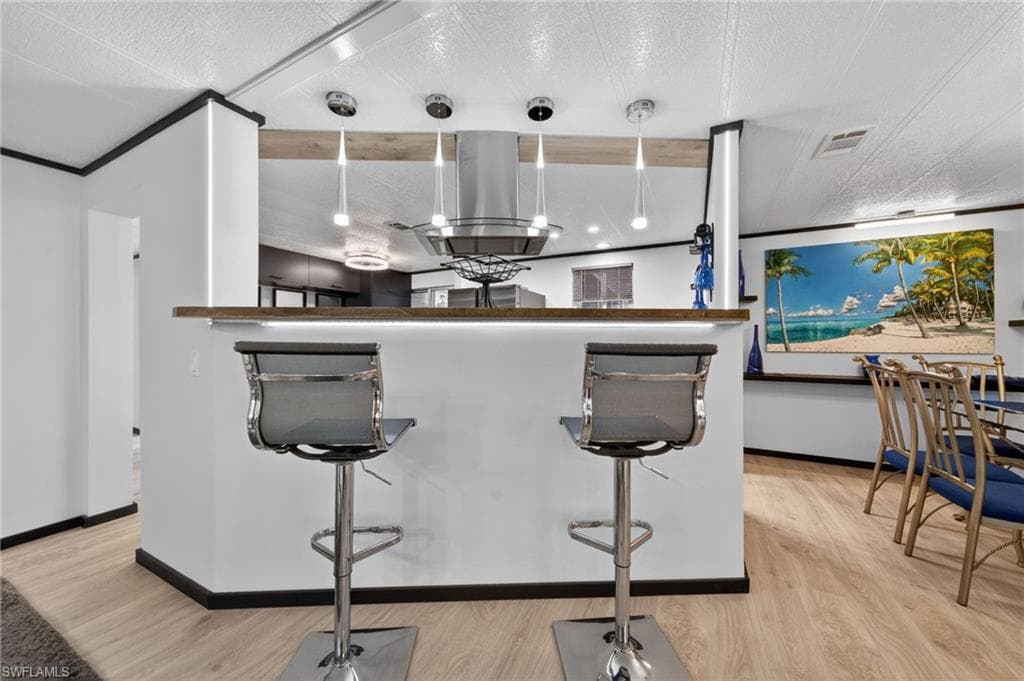 5502 Ben Franklin LN-3