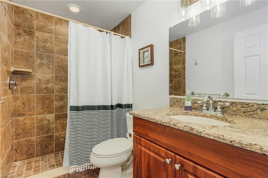 1120 SE 46th ST 2B-21
