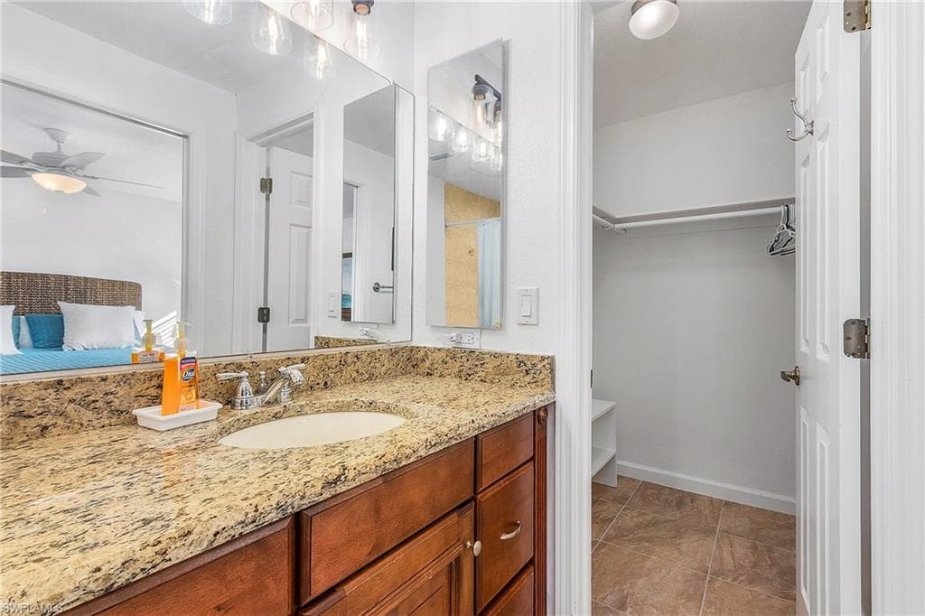 1120 SE 46th ST 2B-18