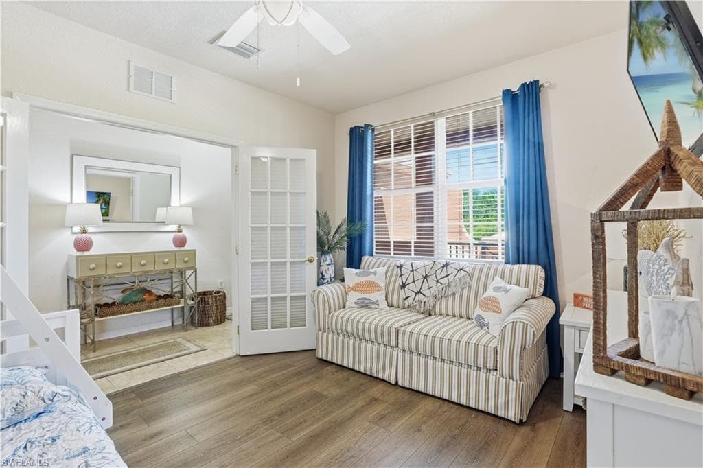 9621 Spanish Moss WAY 3823-23