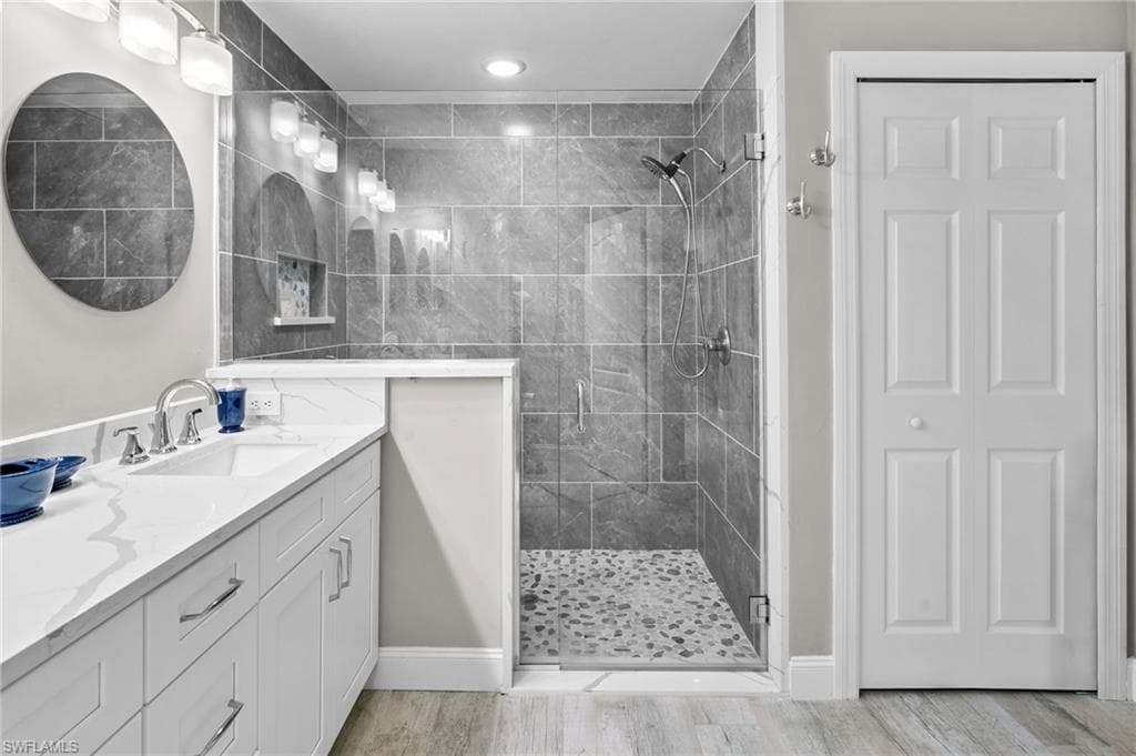 11041 Gulf Reflections DR 103-15